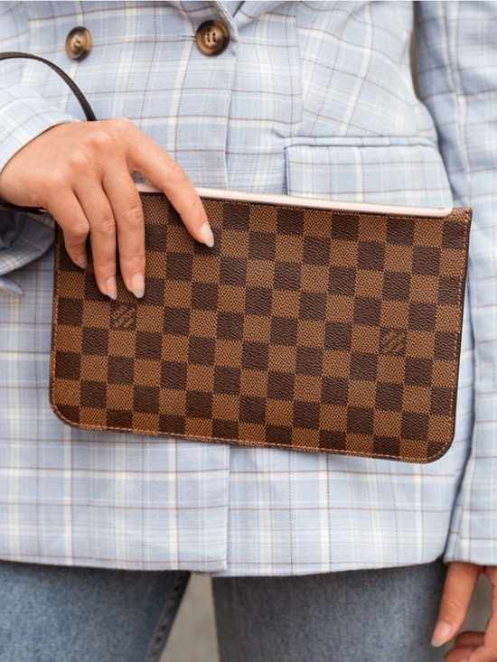 Louis Vuitton Handbags - Authentic Louis Vuitton Zip Pochette Pouch Wristlet NEW Damier Ebene